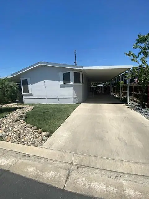100 S Westwood Street #17, Porterville, CA 93257