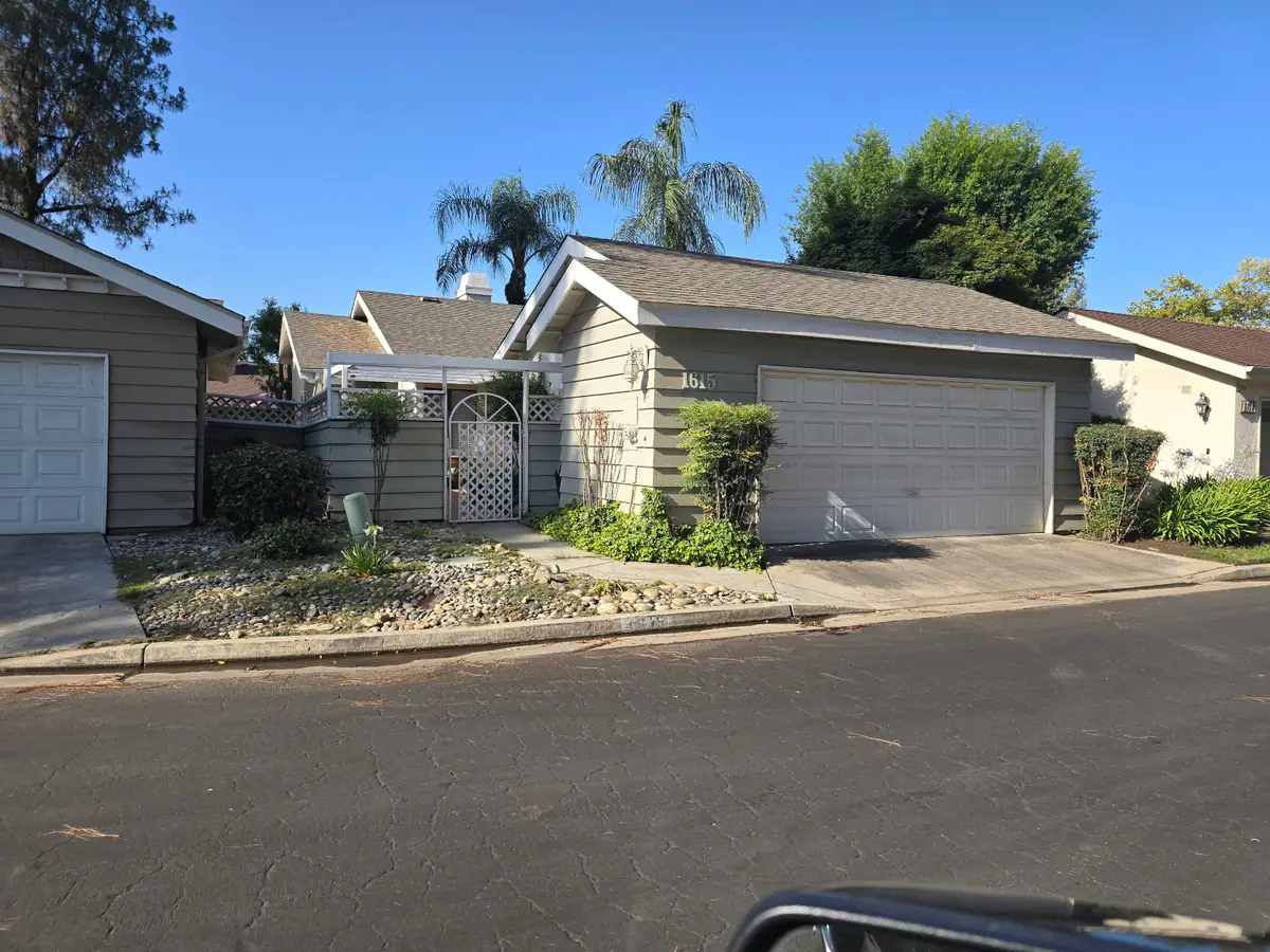 1615 E Castlecrest Avenue, Visalia, CA 93292 - #1