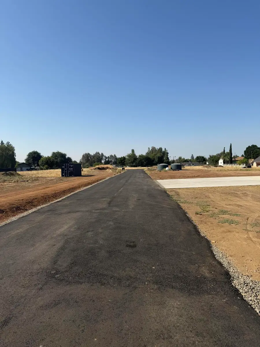 23273 Avenue 178, Porterville, CA 93257 - #2