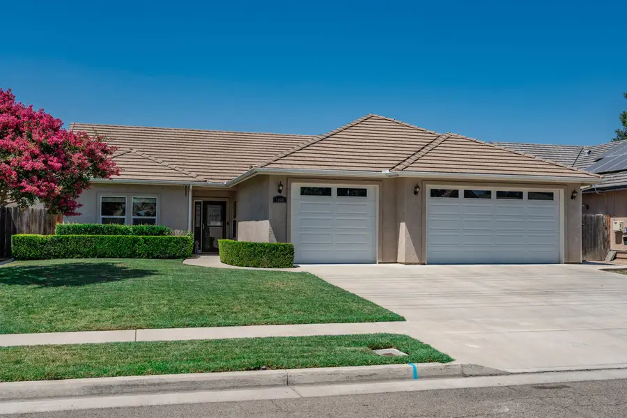 1980 Academy Avenue, Tulare, CA 93274 - #2