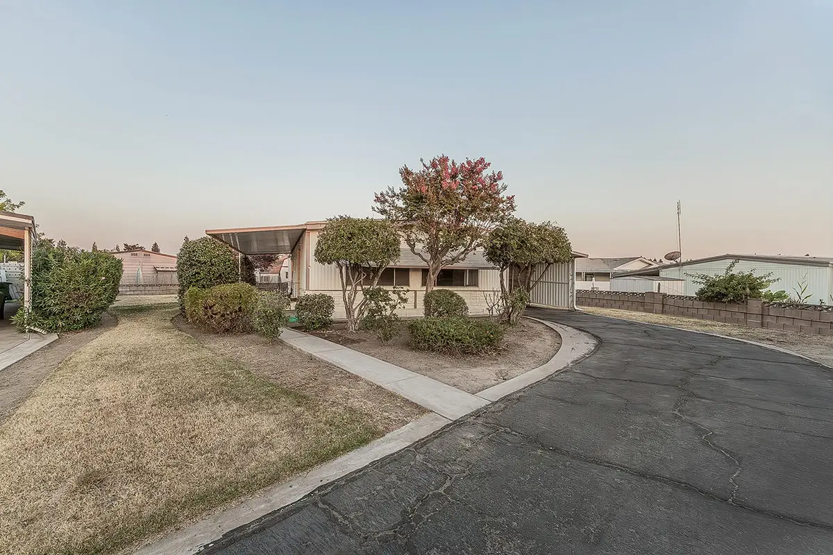 1701 Dinuba Avenue #42, Selma, CA 93662 - #1