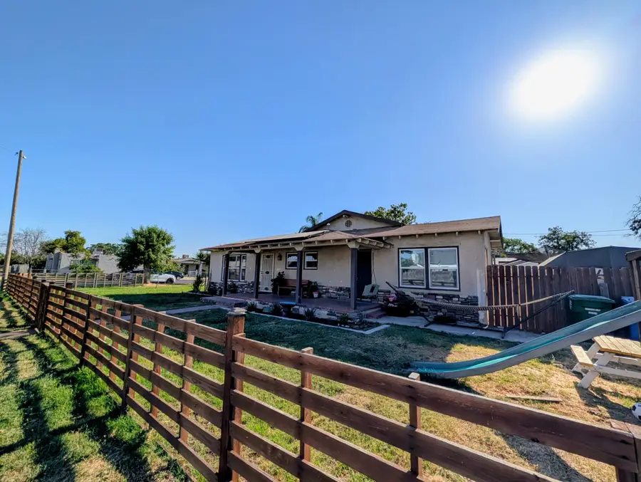 1160 Hale Avenue, Corcoran, CA 93212 - #2