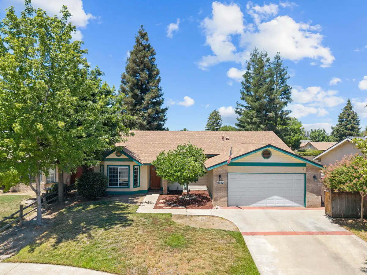 6032 W Howard Court, Visalia, CA 93277 - #1