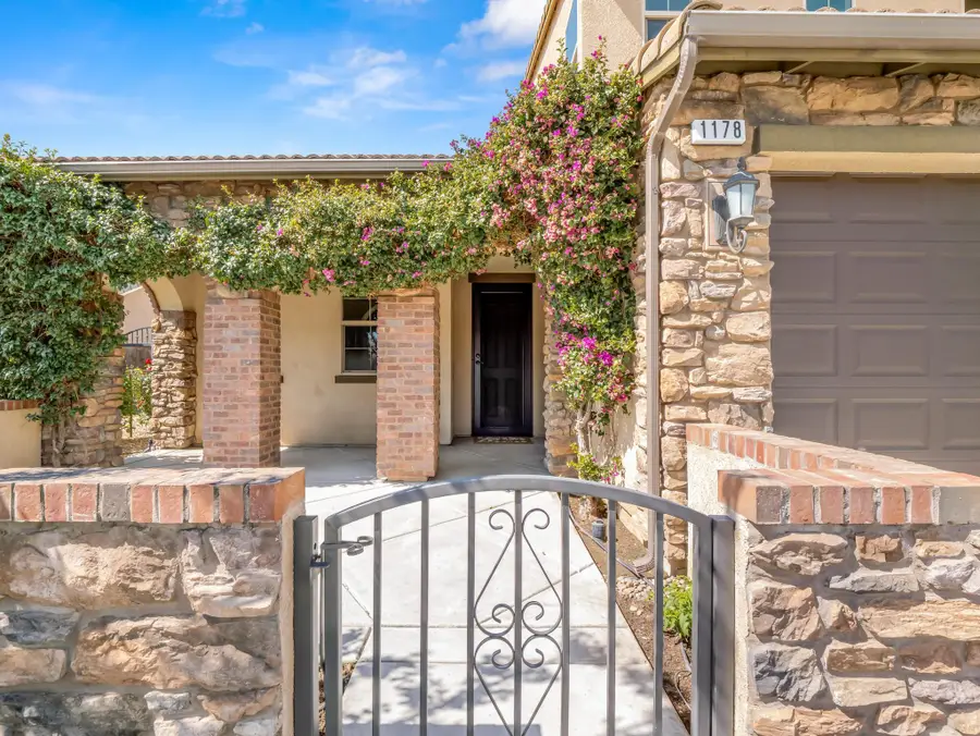 1178 Blackwood Avenue, Clovis, CA 93619 - #3