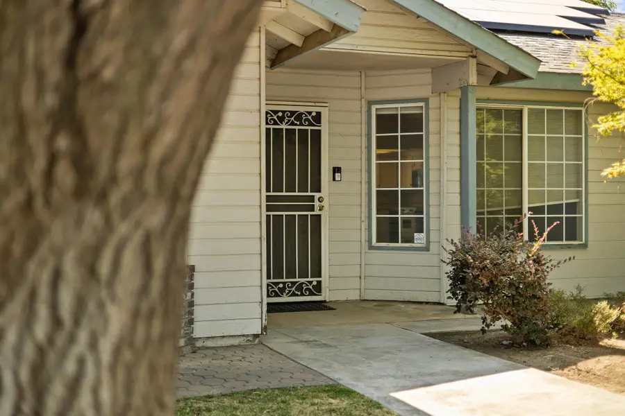 232 Silver Maple Place, Porterville, CA 93257 - #3