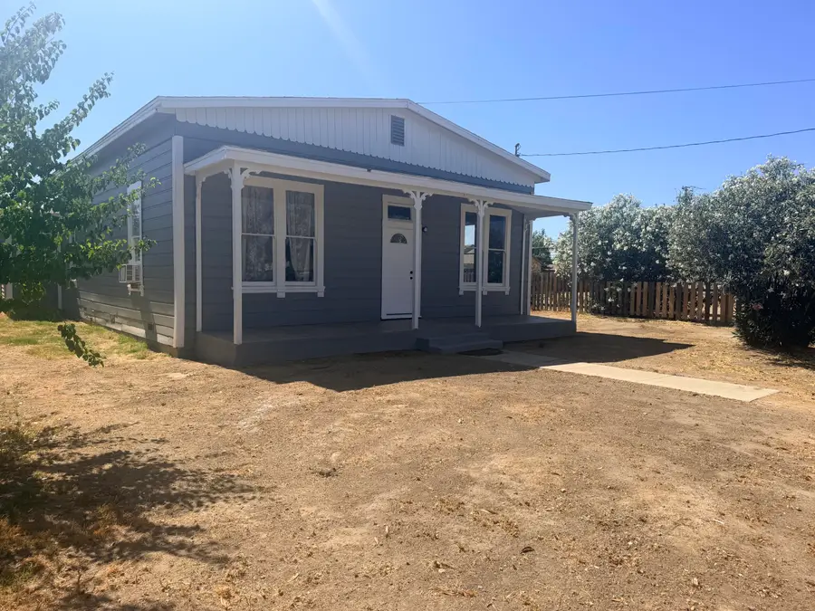 173 S Elm, Pixley, CA 93256 - #2