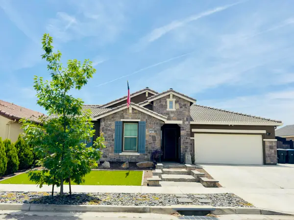 1849 W Porter Avenue, Visalia, CA 93291