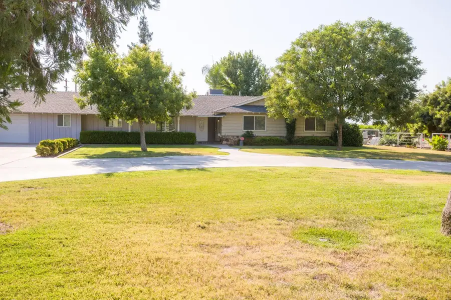 1956 S Indiana Street, Porterville, CA 93257 - #2