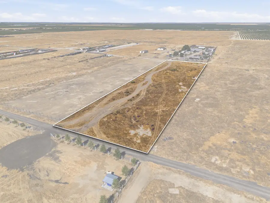 Cecil Avenue, Delano, CA 93215 - #2