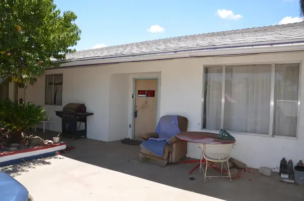 967 E Mountain View Avenue, Porterville, CA 93257