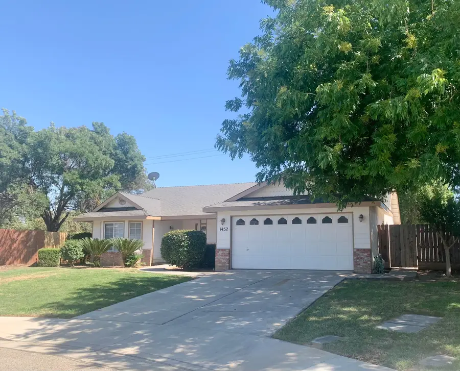 1452 Betty Street, Exeter, CA 93221 - #3