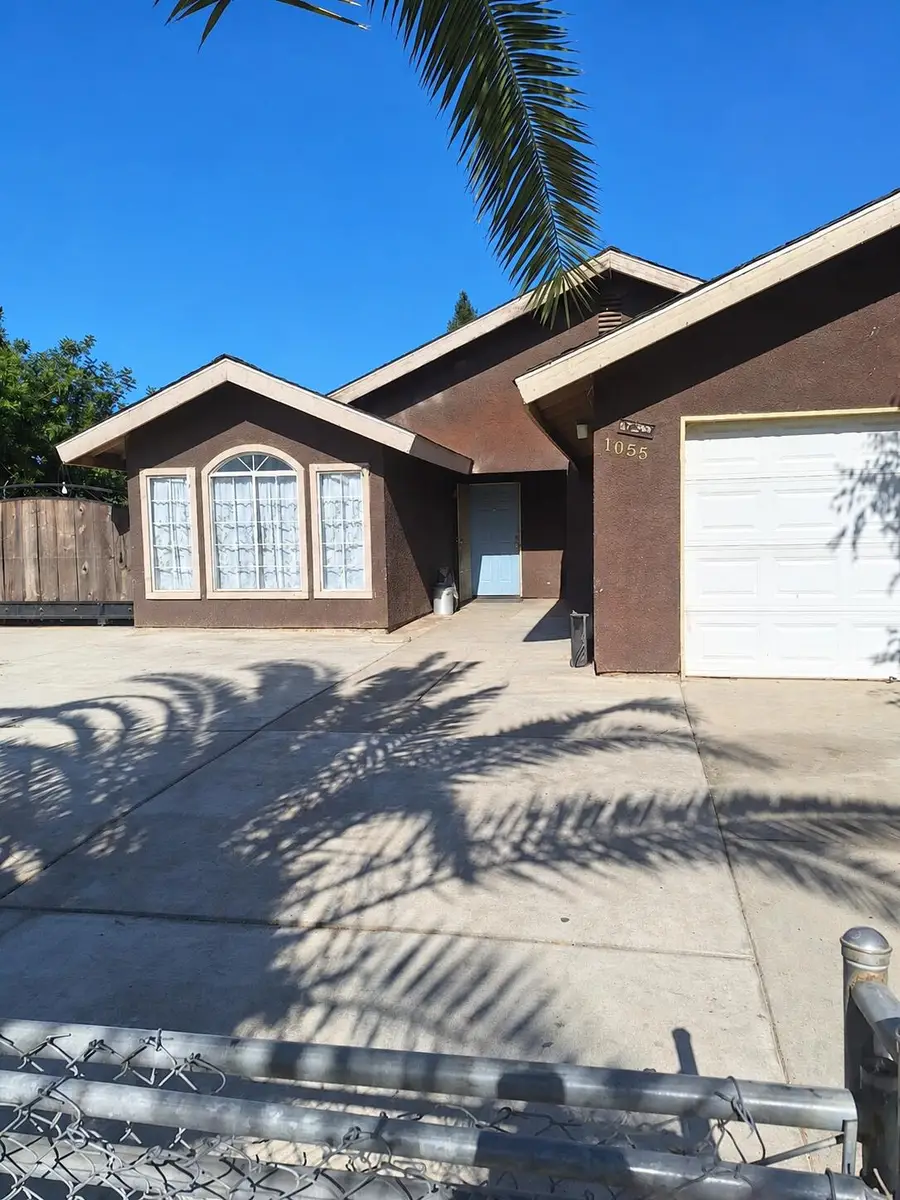 1055 Celaya Street, Orange Cove, CA 93646 - #2