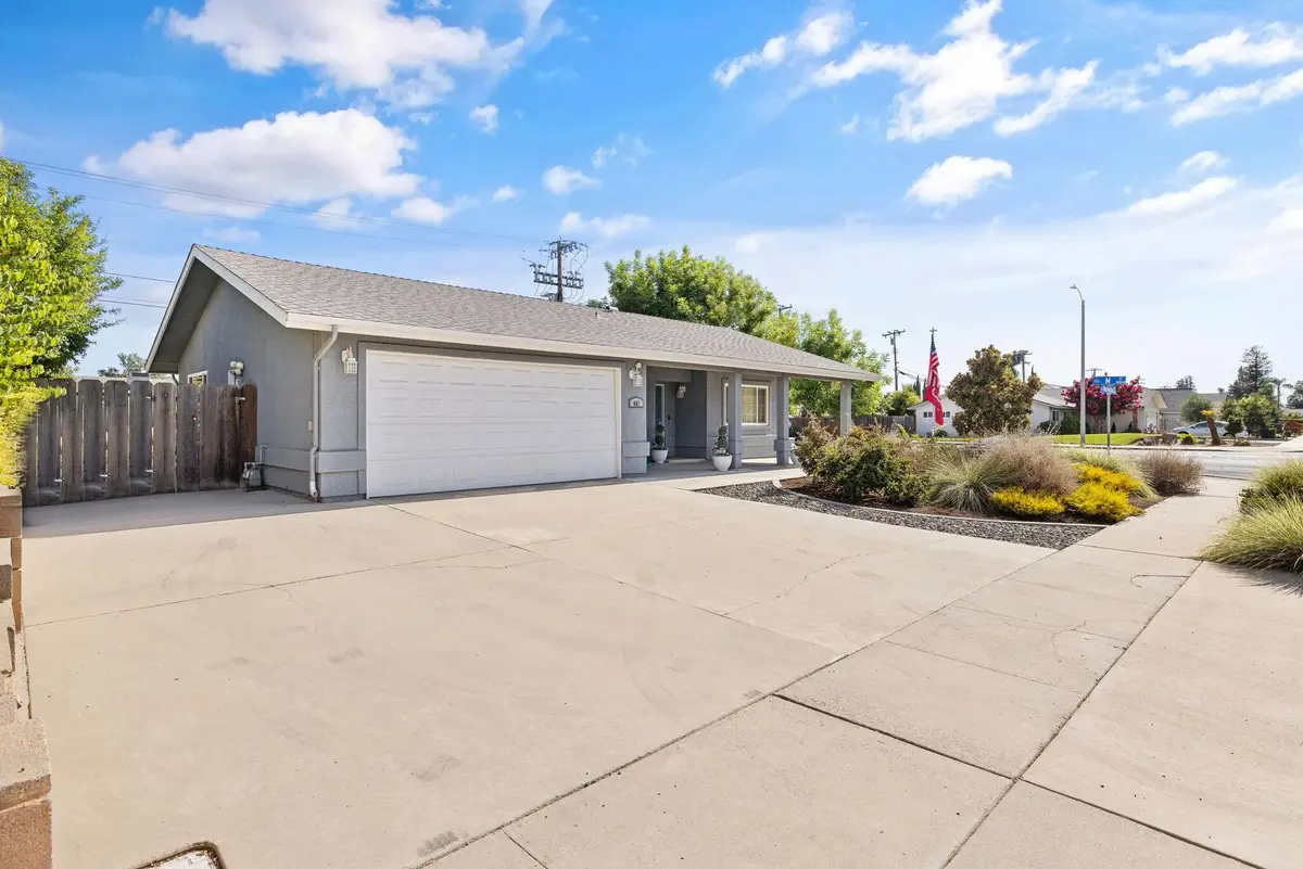 401 E Washington Avenue, Tulare, CA 93274 - #1
