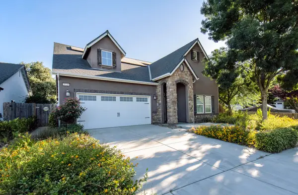 3728 W Ceres Court, Visalia, CA 93291