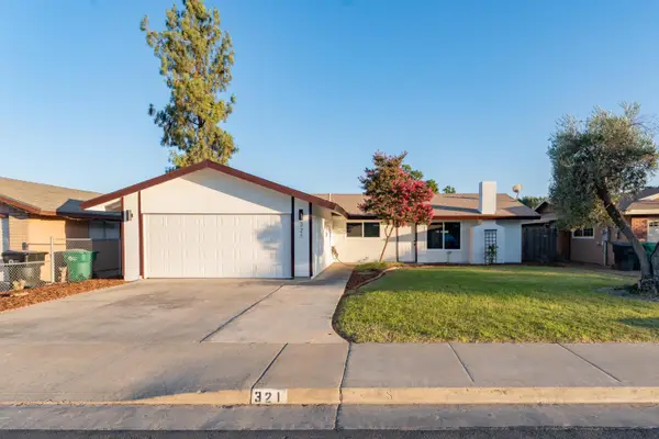 321 Olivewood Circle, Porterville, CA 93257