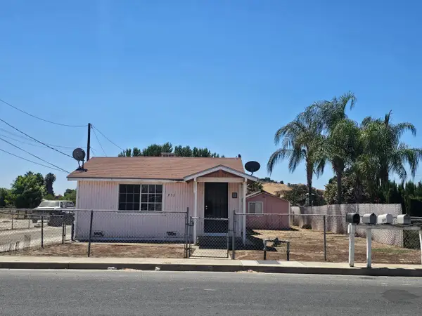953 Cleo Avenue, Porterville, CA 93257