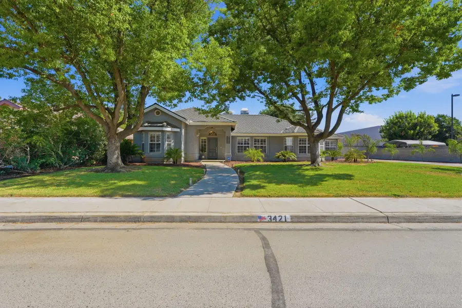 3421 W Orchard Avenue, Visalia, CA 93277 - #2