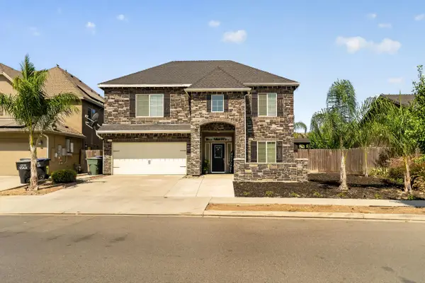 2211 N Divisadero Street, Visalia, CA 93291