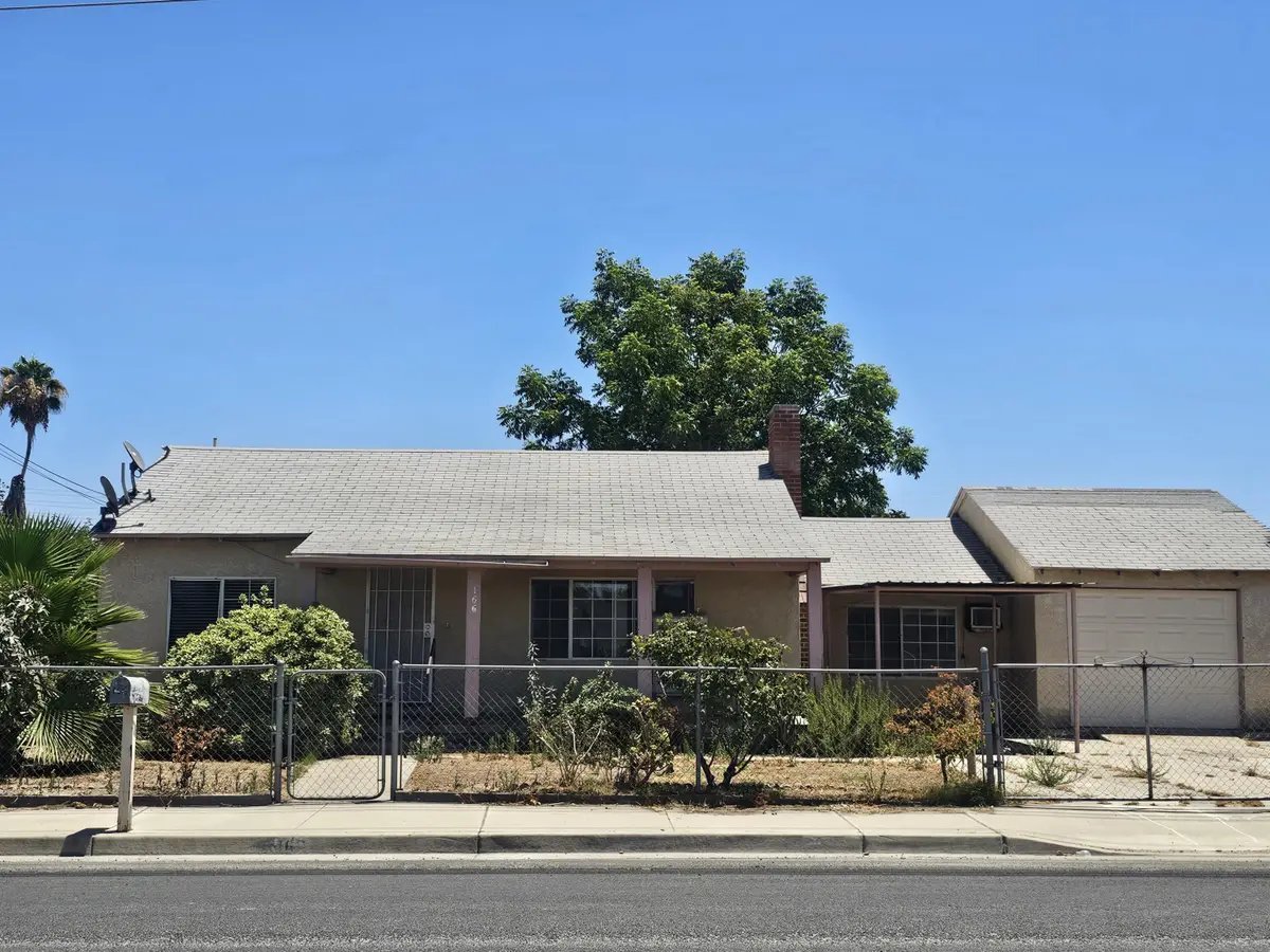 166 N Wisconsin Street, Porterville, CA 93257 - #1