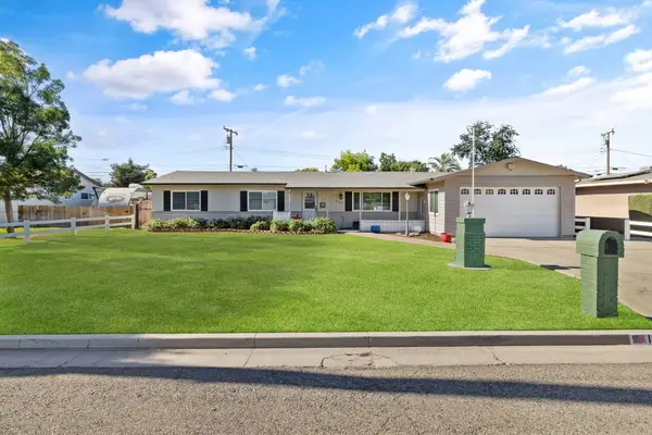 1716 E Academy Avenue, Tulare, CA 93274