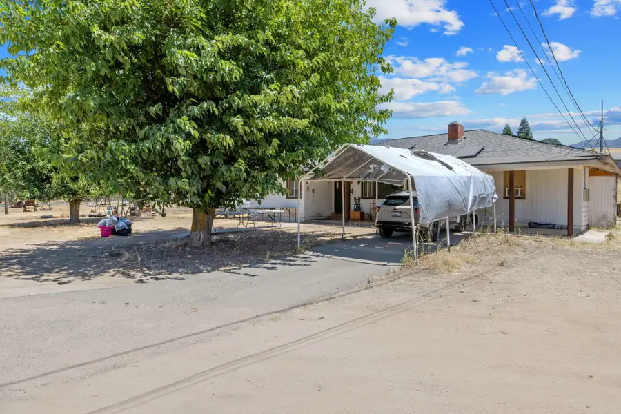 32865 Pleasant Oak Drive, Springville, CA 93265 - #3
