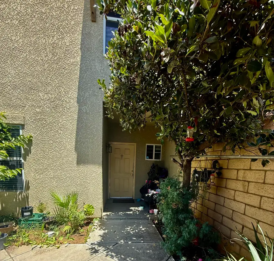 169 W Samoa Street, Lindsay, CA 93247 - #2