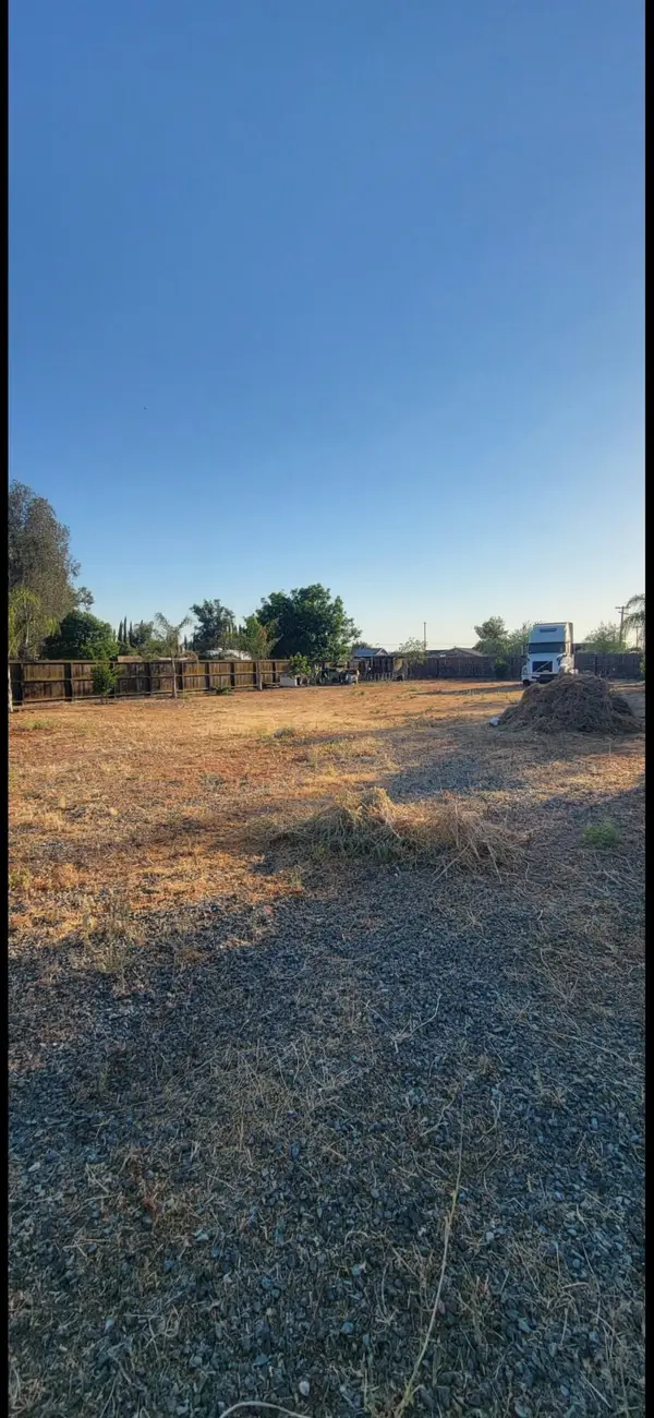 500 James Avenue, Corcoran, CA 93212