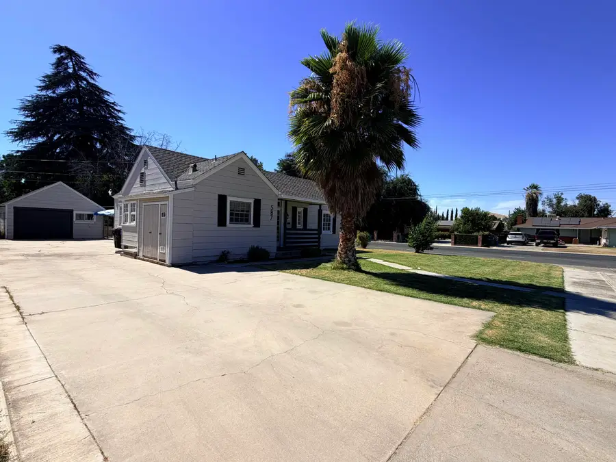 587 N Lihu Street, Porterville, CA 93257 - #2