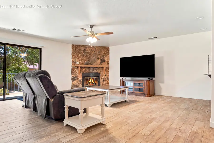 522 N Murry Street, Porterville, CA 93257 - #2