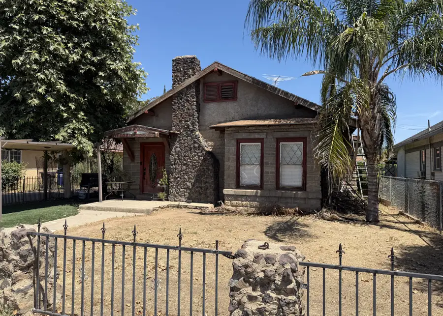 545 E Hermosa Street, Lindsay, CA 93247 - #2