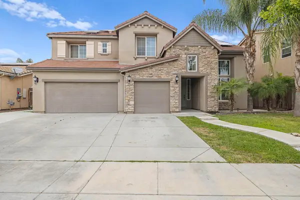 2536 W Stewart Avenue, Visalia, CA 93291