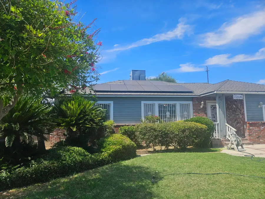 2130 Floral Avenue, Selma, CA 93662 - #2