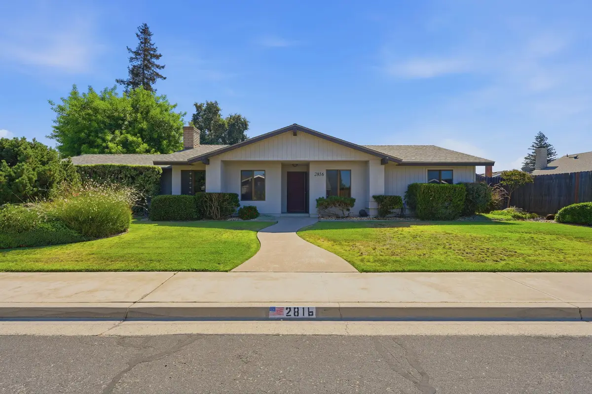 2816 S Memory Street, Visalia, CA 93277 - #1