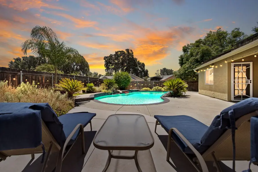 2081 Rodgers Road, Hanford, CA 93230 - #2