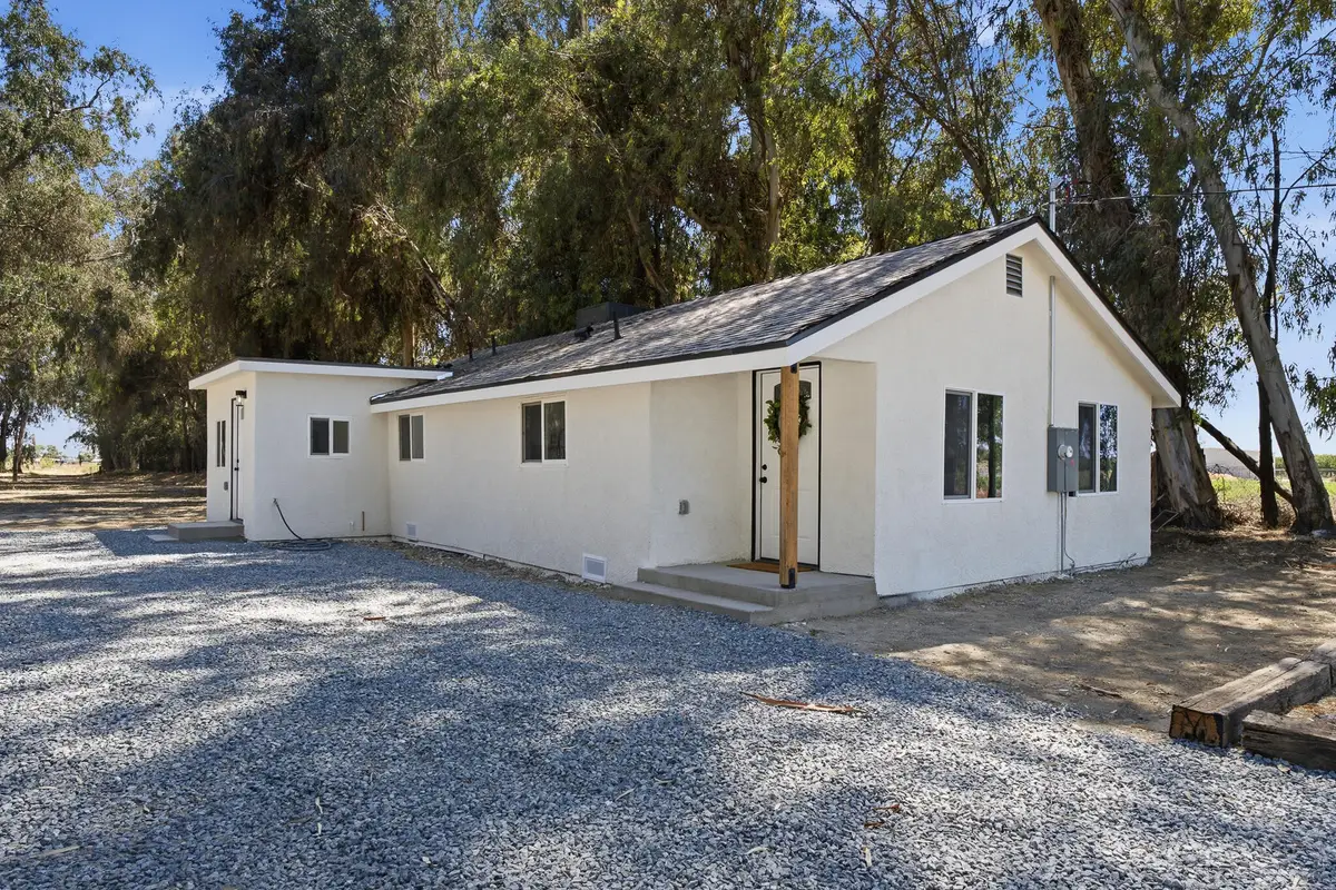23559 Fremont Avenue, Lemoore, CA 93245 - #1