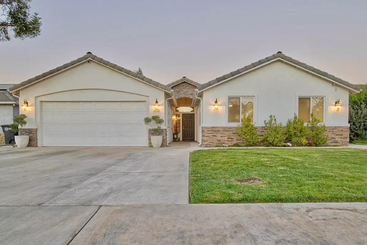1312 N York Street, Porterville, CA 93257 - #1