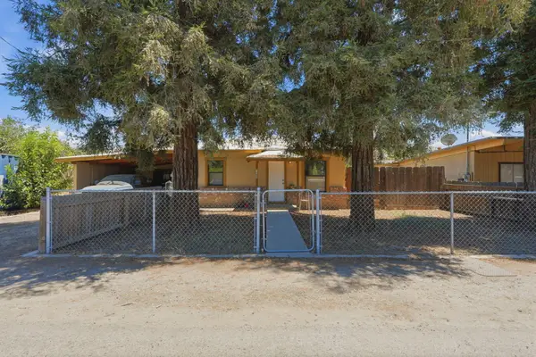 1098 N Foothill, Lindsay, CA 93247