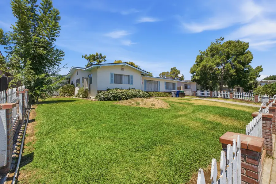 473 N Pine Street, Woodlake, CA 93286 - #2