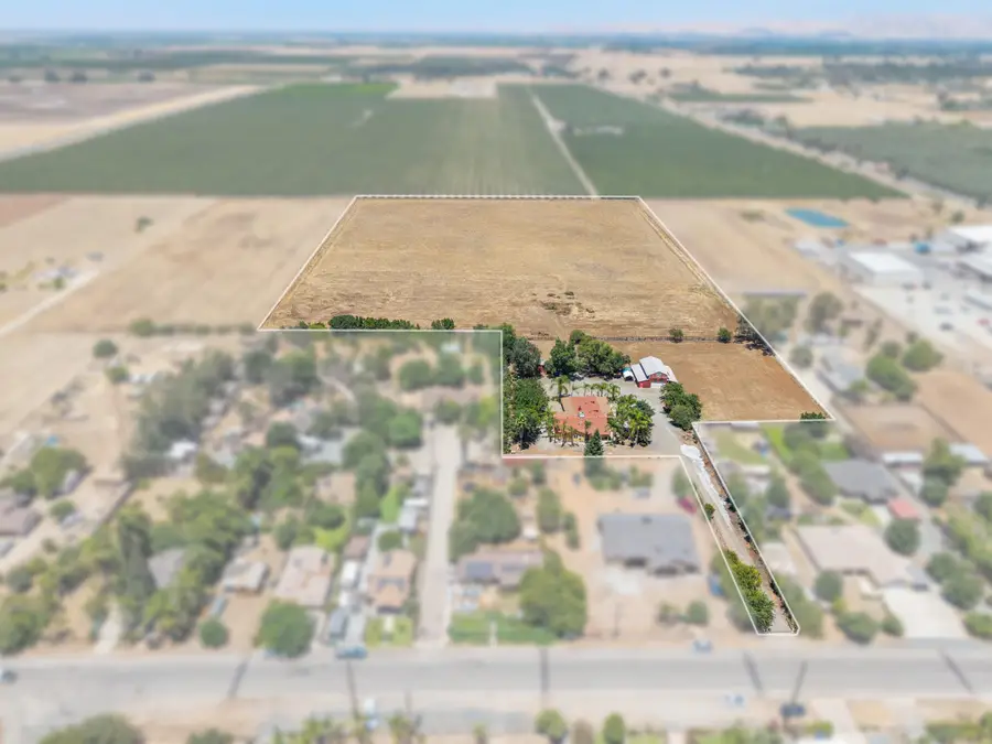 23448 Avenue 96, Terra Bella, CA 93270 - #2