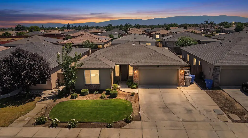 1309 Eagle Creek Street, Bakersfield, CA 93307 - #1