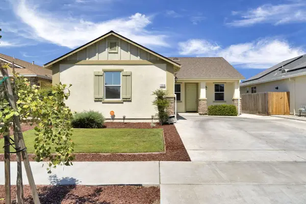 1316 Greenbrier Drive, Hanford, CA 93230
