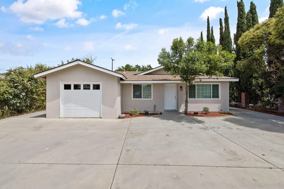 4222 W Victor Avenue, Visalia, CA 93277 - #1