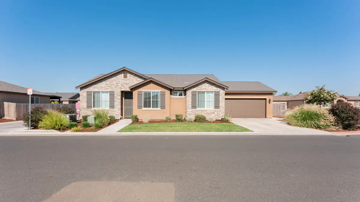 4005 S Fontana Street, Visalia, CA 93277 - #1