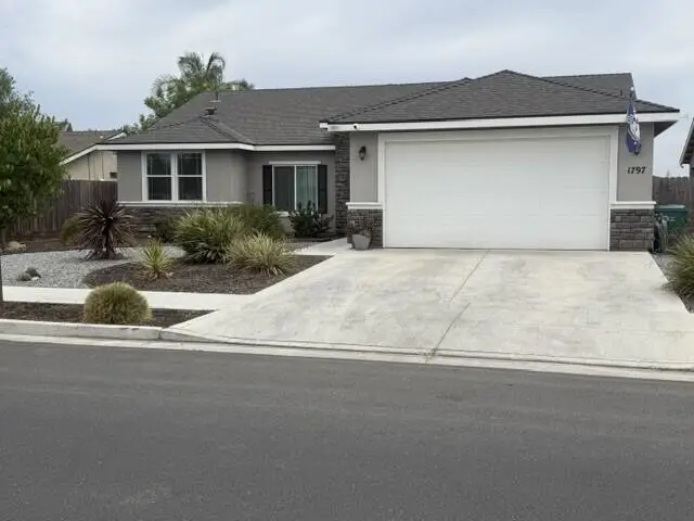 1797 W Date Avenue, Porterville, CA 93257 - #1