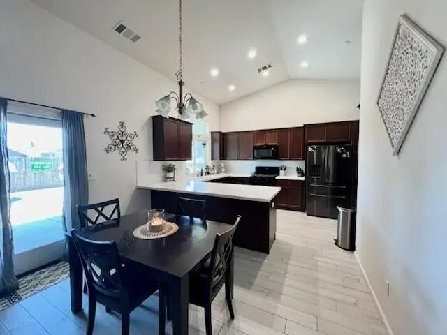 1797 W Date Avenue, Porterville, CA 93257 - #3