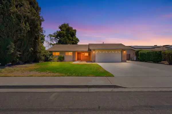 3821 W Coppola Avenue, Visalia, CA 93277