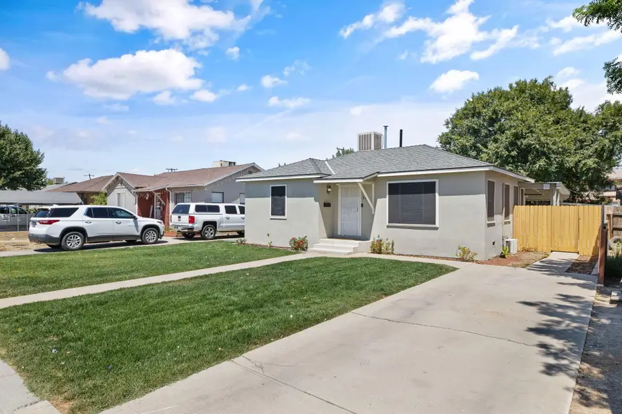 826 N 2nd Street, Porterville, CA 93257 - #3