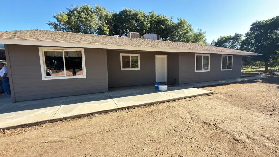 24246 Rd 168, Tulare, CA 93274 - #2
