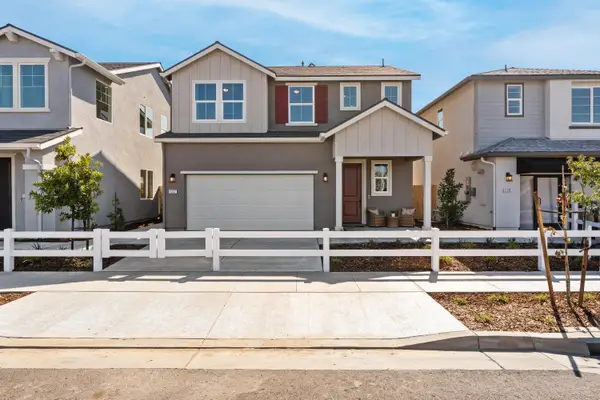 1448 W Prescott Avenue, Visalia, CA 93291