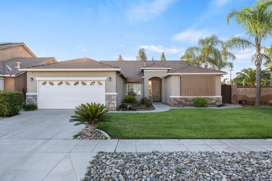 1387 S Karen Avenue, Fresno, CA 93727 - #2